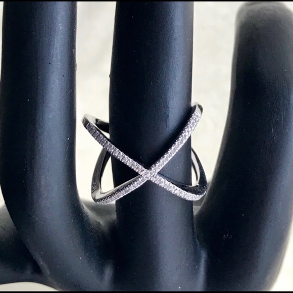 ❌Sterling Silver “X” Ring - Picture 3 of 5